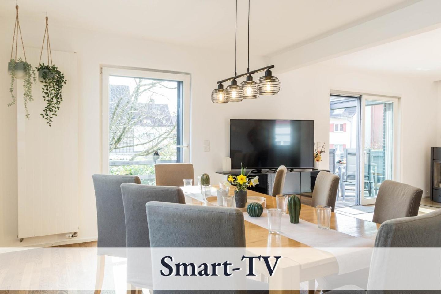 Relaxapartment Fuer Bis Zu 8 Gaeste, Familienfreundlich, Mit Viel Platz Und Garten ラーベンスブルク エクステリア 写真